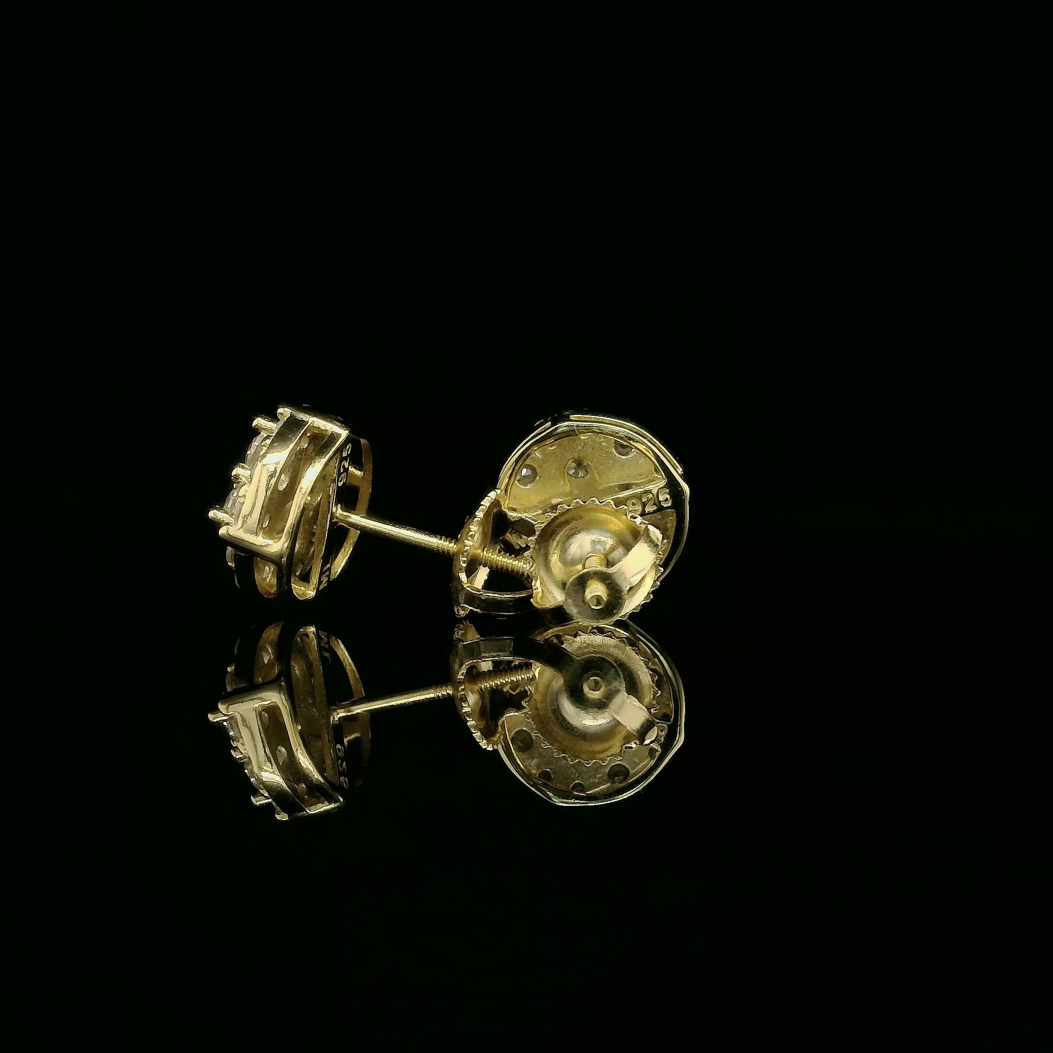 Dazzling Round Diamond Pave Stud Earrings | 9mm | VVS