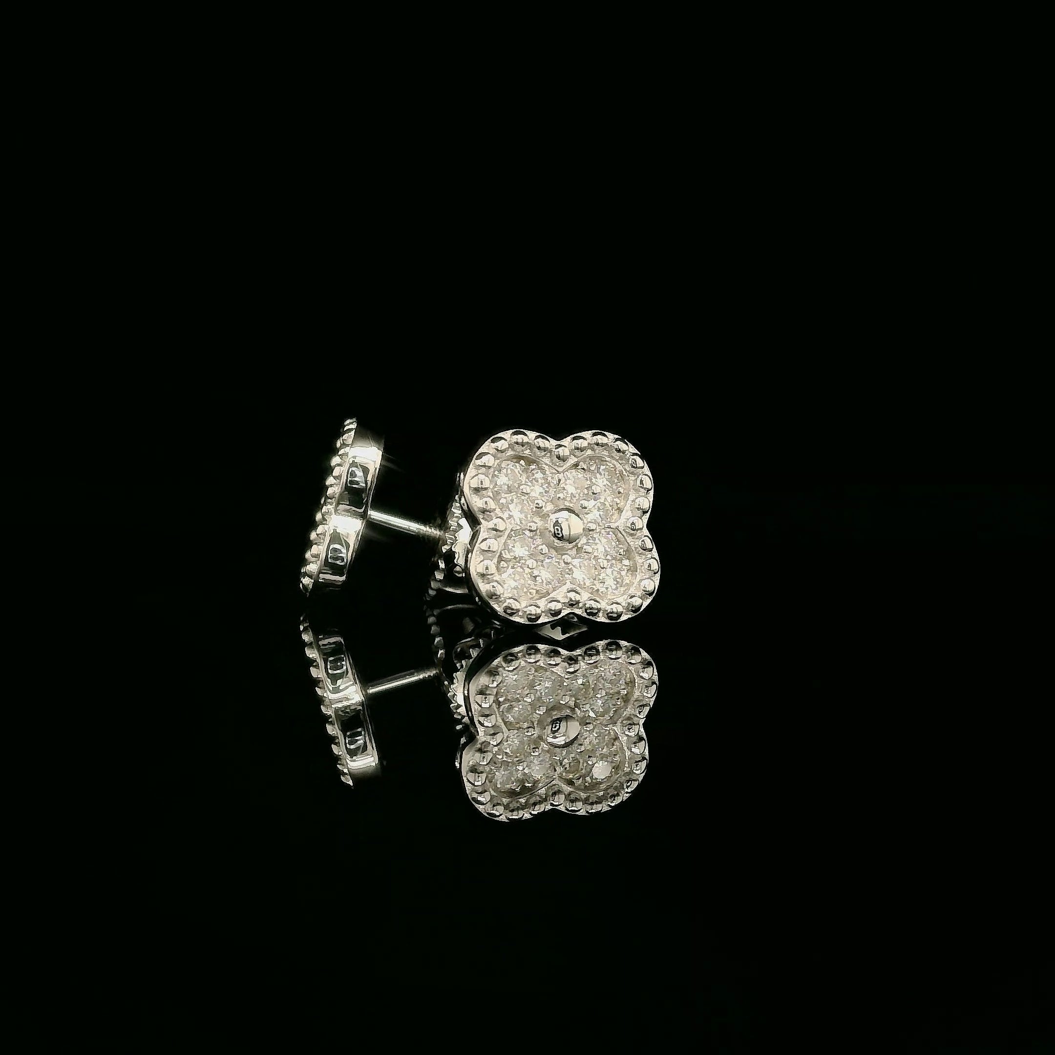 Luxurious Diamond Clover Stud Earrings | 0.3ct VVS | 10mm