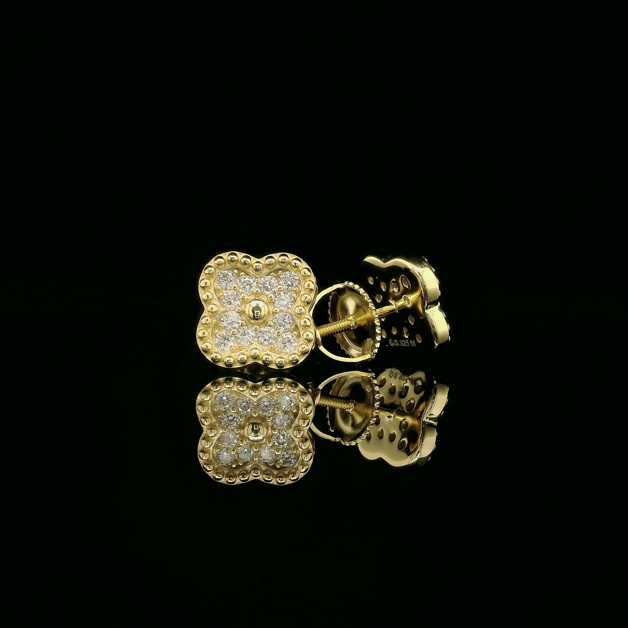 Luxurious Diamond Clover Stud Earrings | 0.3ct VVS | 10mm