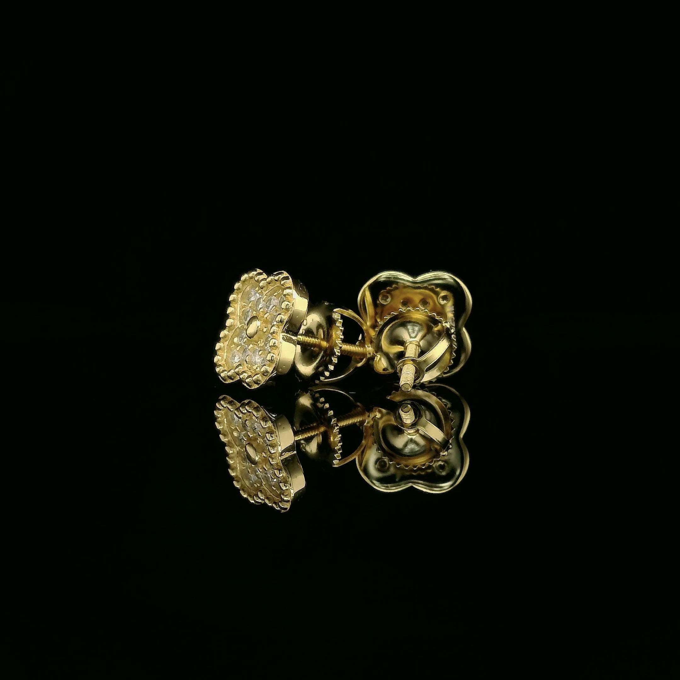 Luxurious Diamond Clover Stud Earrings | 0.3ct VVS | 10mm