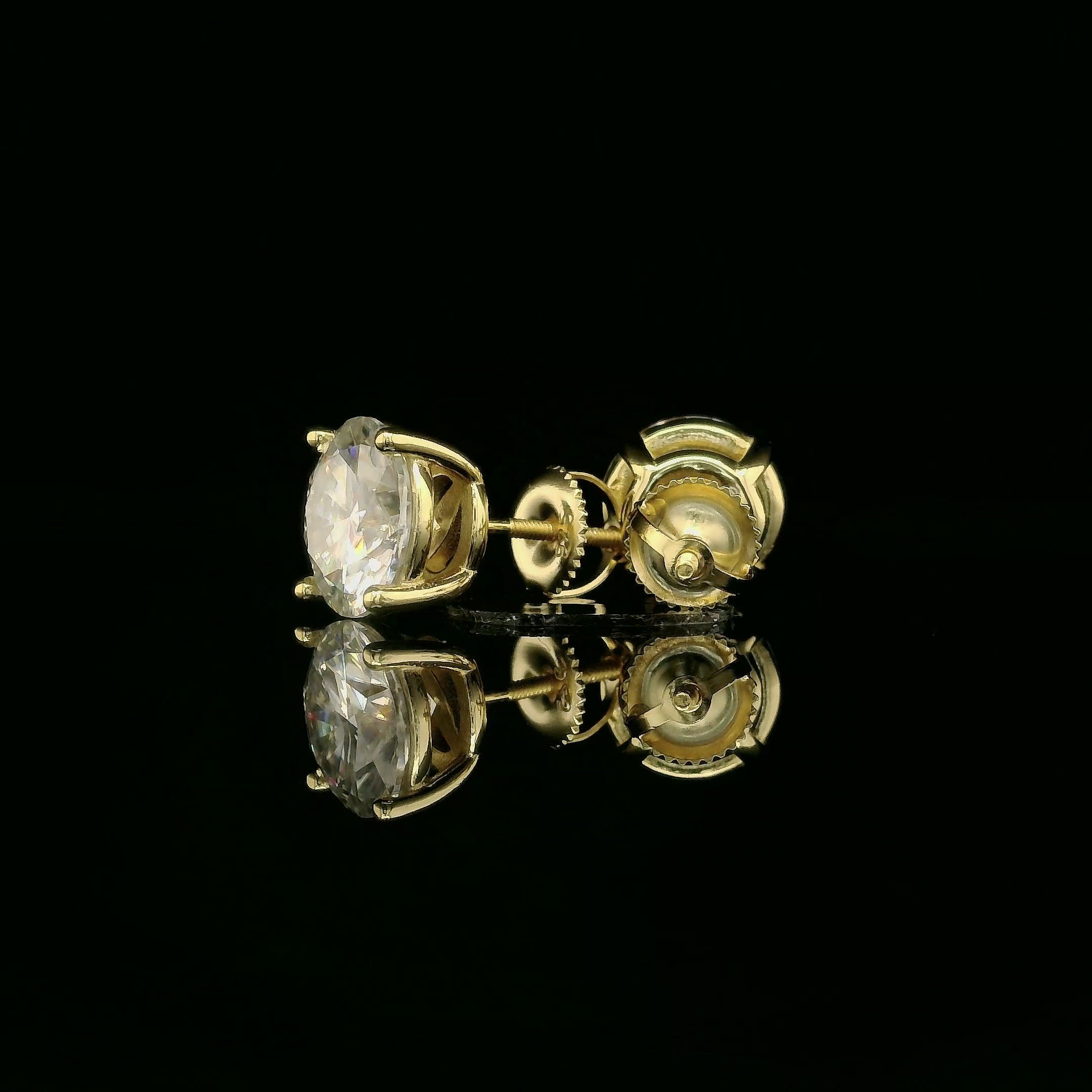 Brilliant Round Diamond Stud Earrings | 4ct VVS | 8mm