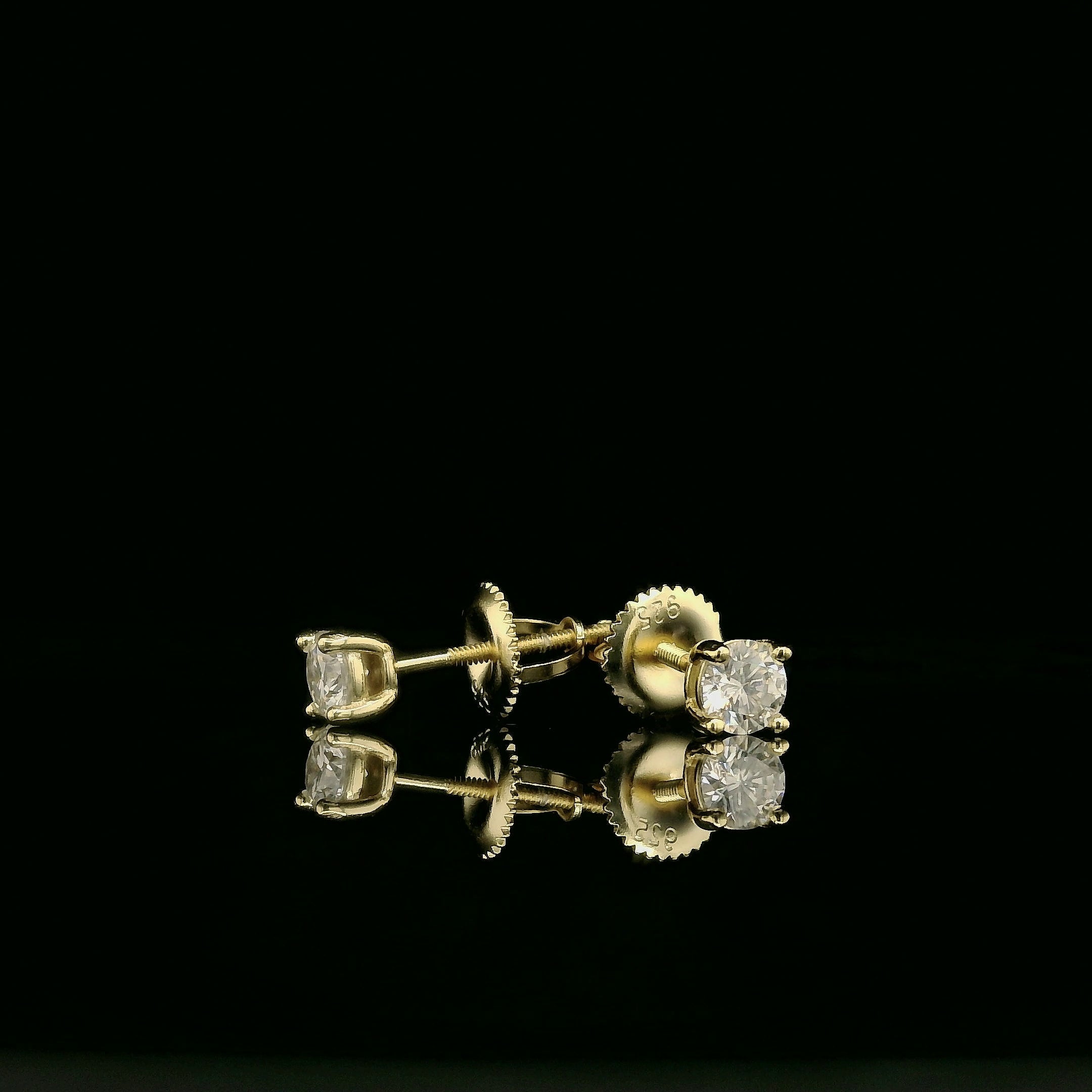 Brilliant Round Diamond Stud Earrings | 0.6ct VVS | 4mm