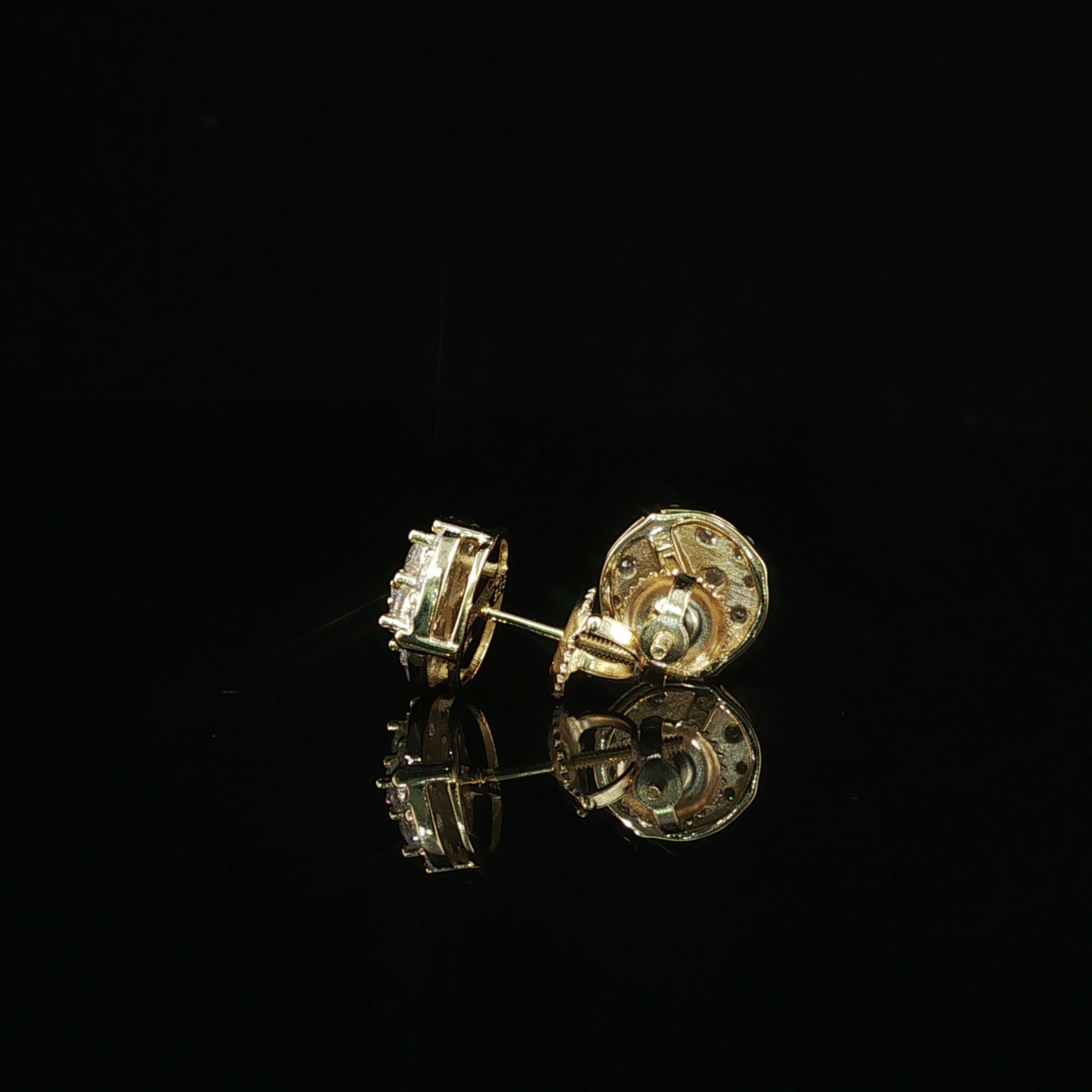Dazzling Round Diamond Pave Stud Earrings | 9mm | VVS