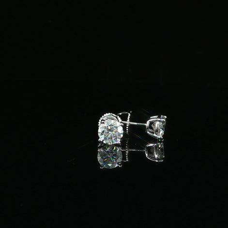 Brilliant Round Diamond Stud Earrings | 1.6ct VVS | 6mm
