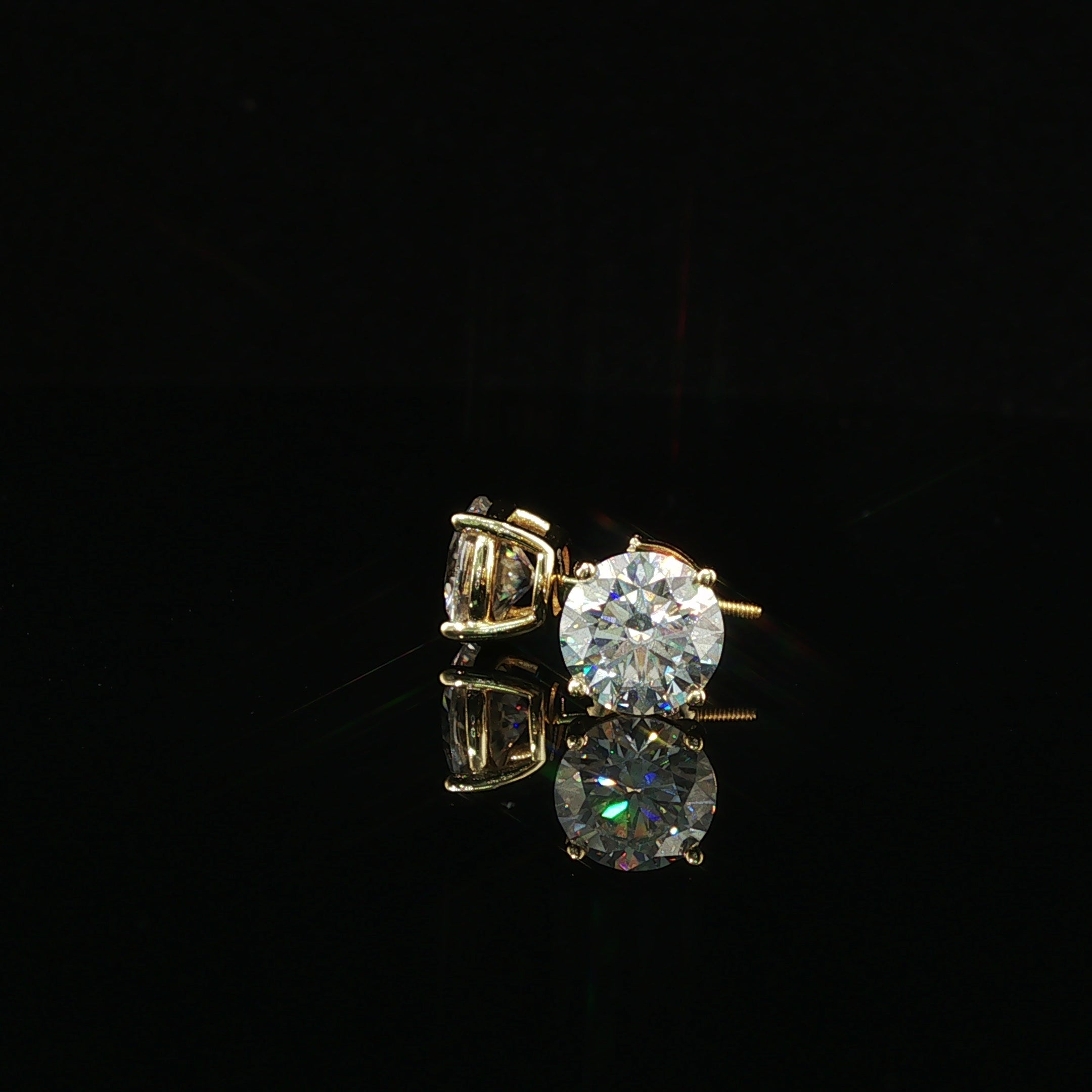 Brilliant Round Diamond Stud Earrings | 4ct VVS | 8mm