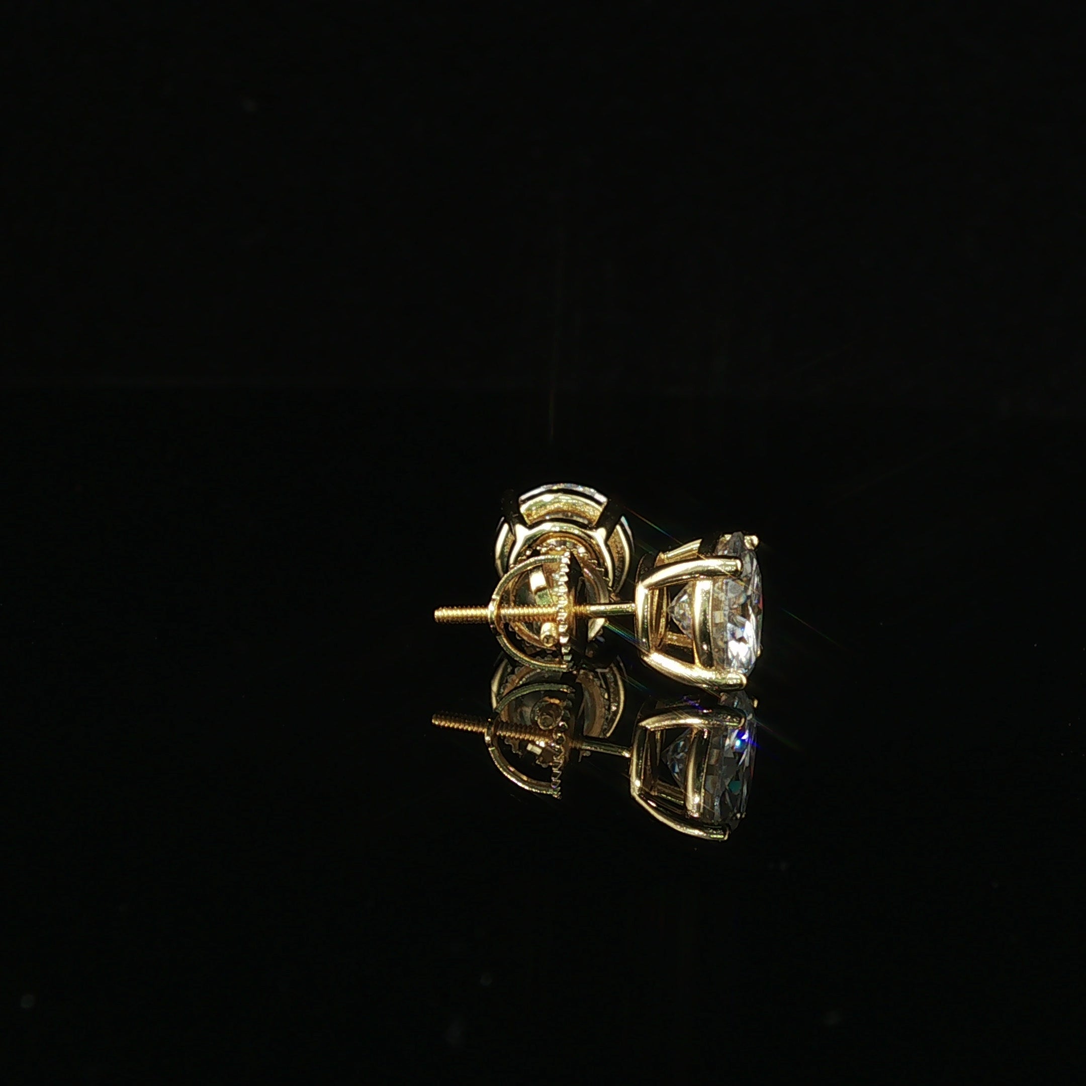 Brilliant Round Diamond Stud Earrings | 4ct VVS | 8mm