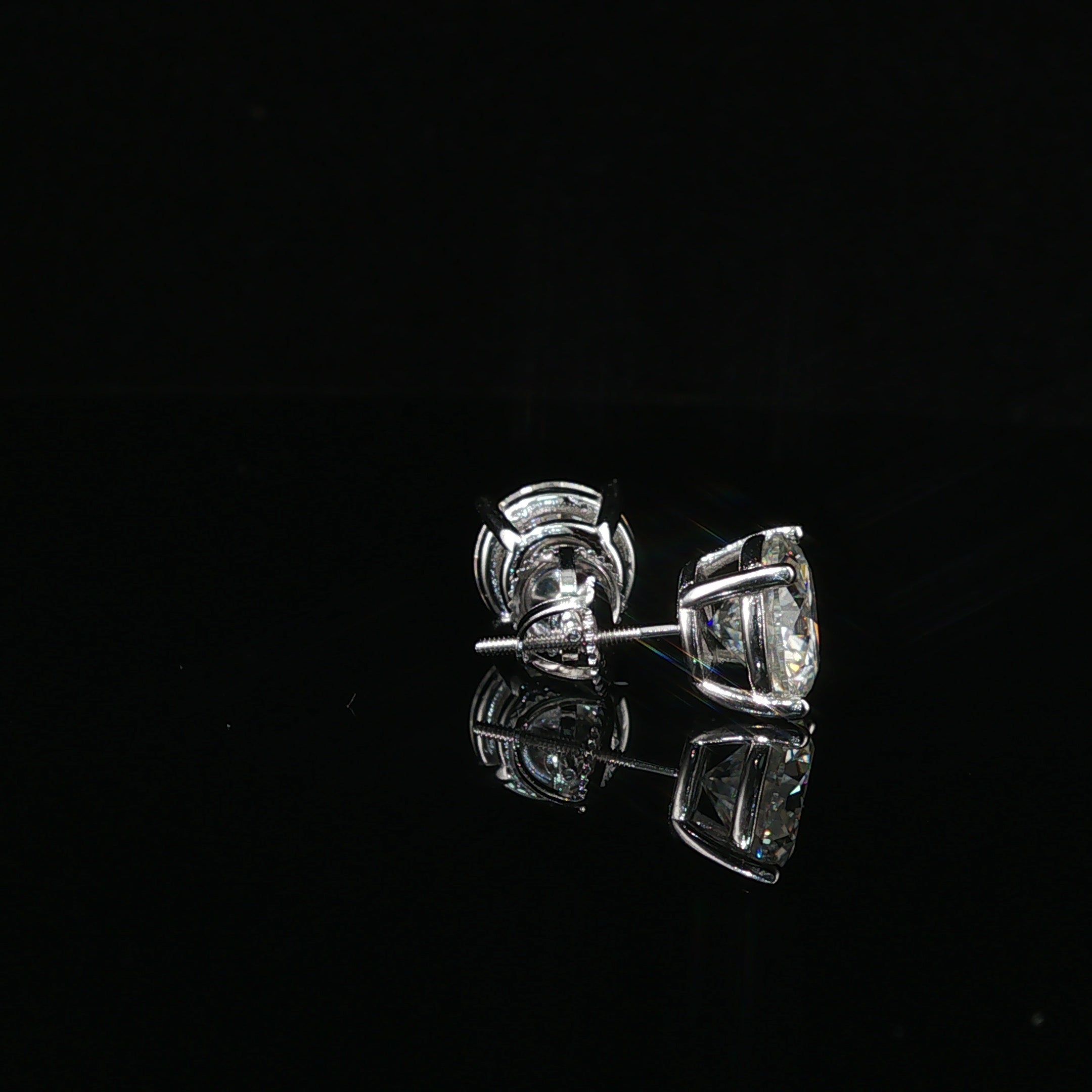 Brilliant Round Diamond Stud Earrings | 6ct VVS | 9mm