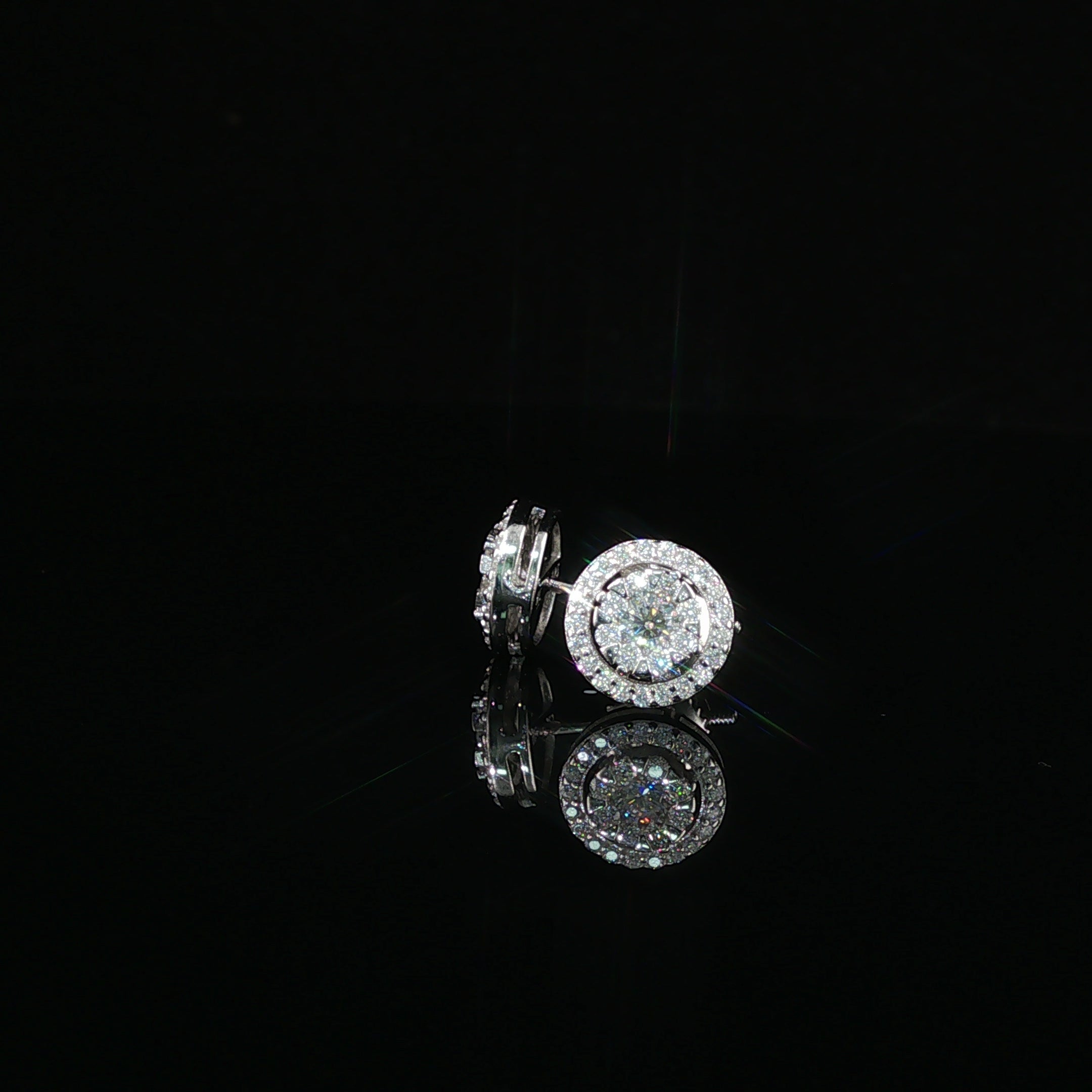 Dazzling Diamond Halo Stud Earrings | 9mm | VVS