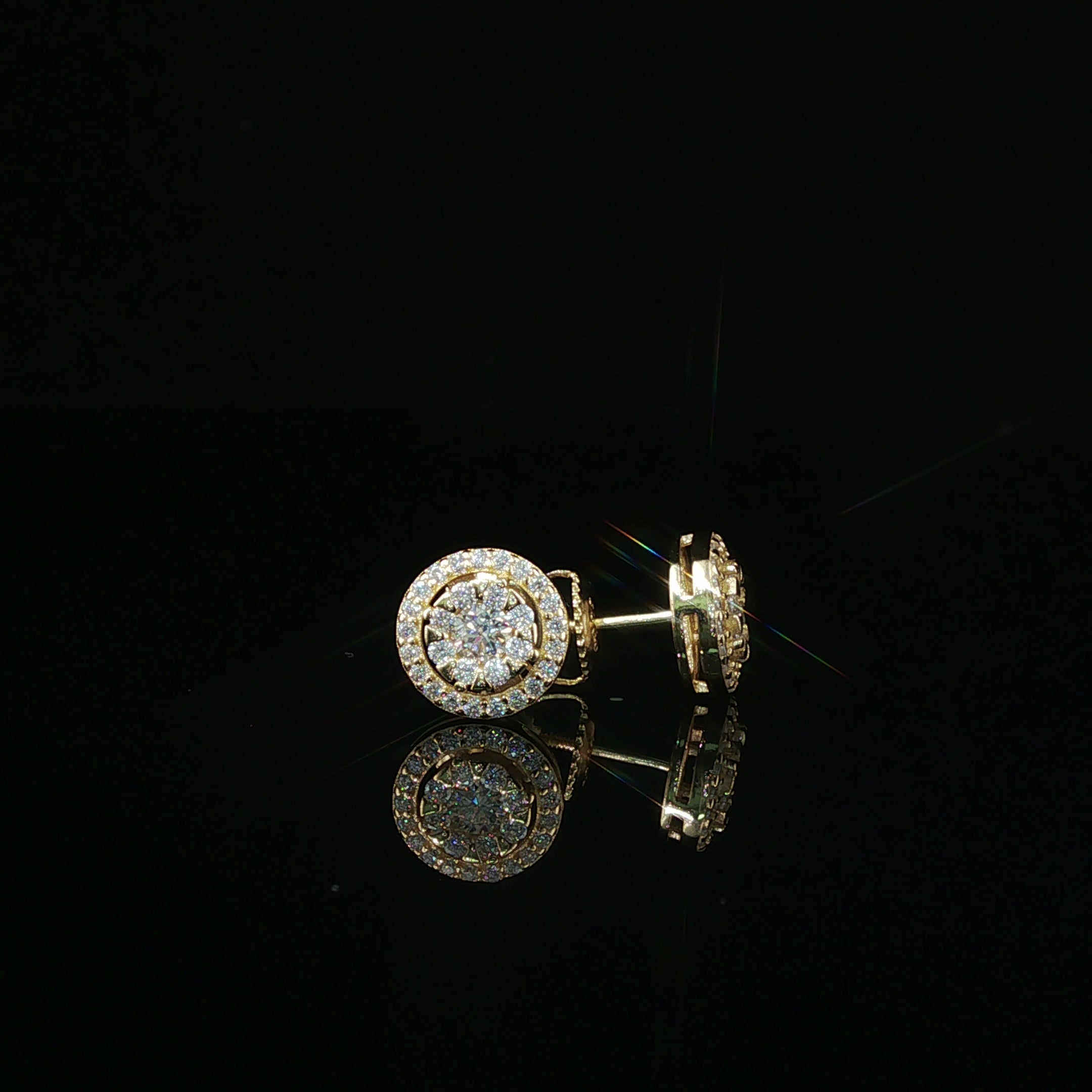 Dazzling Diamond Halo Stud Earrings | 9mm | VVS