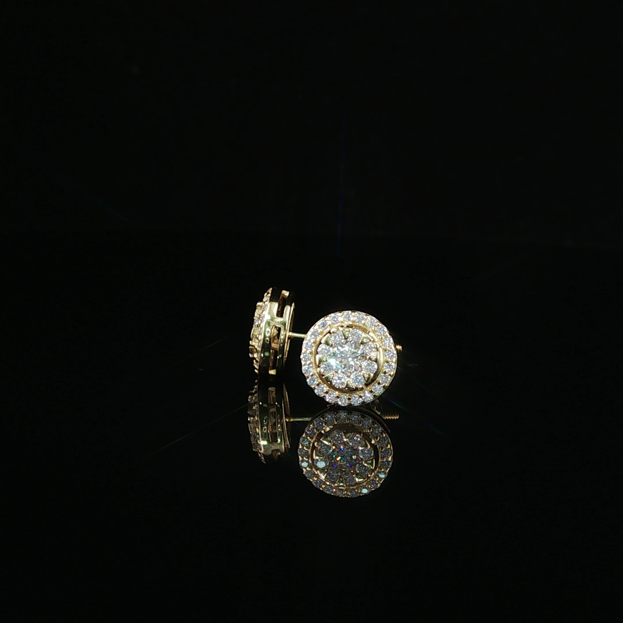 Dazzling Diamond Halo Stud Earrings | 9mm | VVS