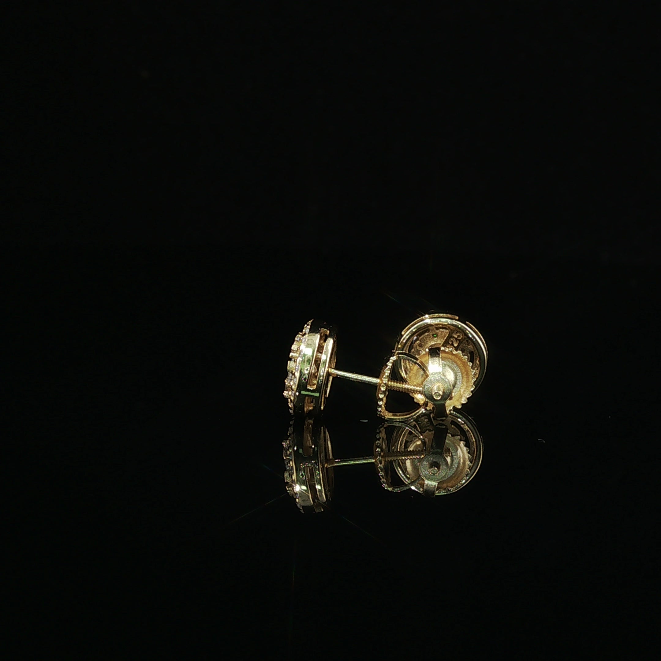 Dazzling Diamond Halo Stud Earrings | 9mm | VVS