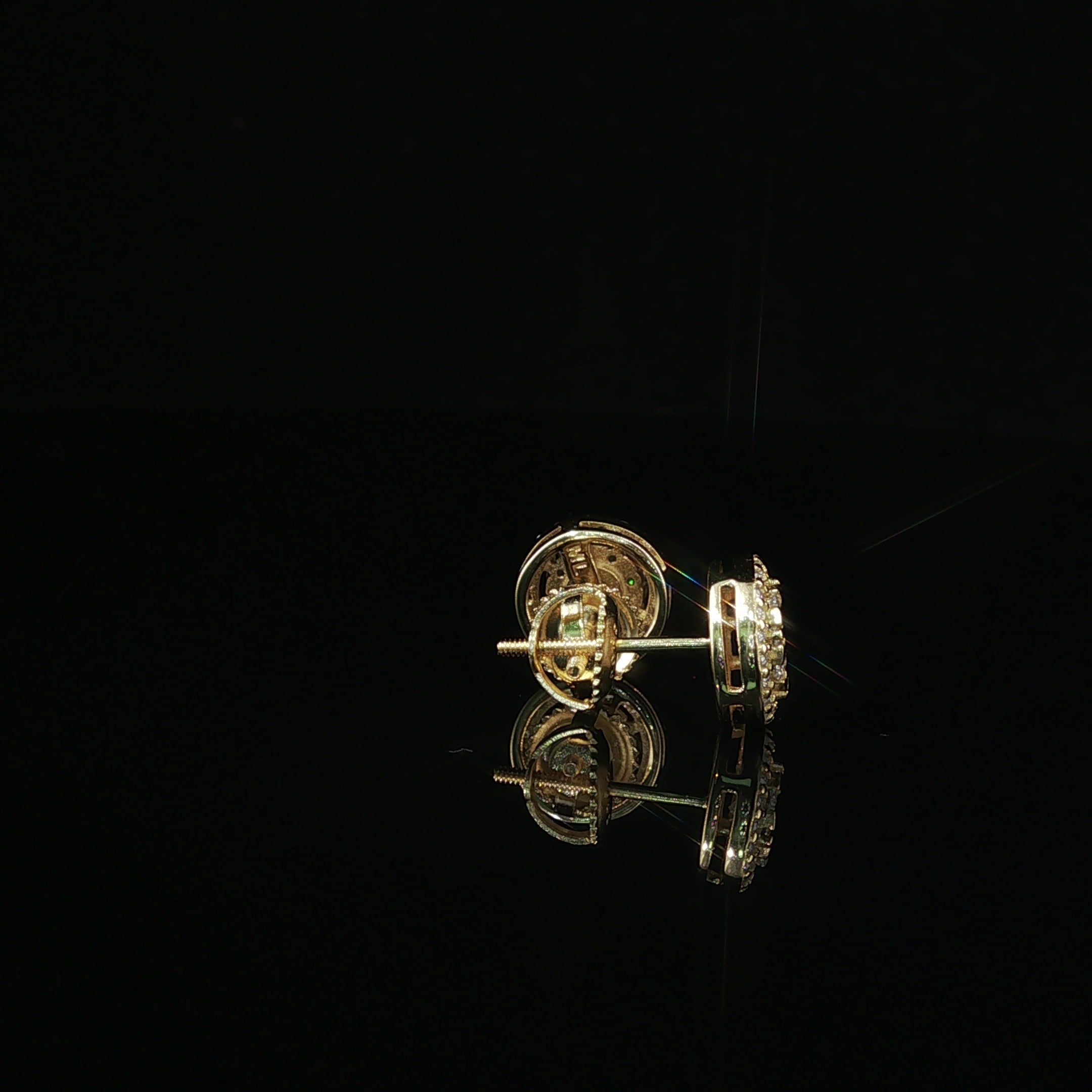 Dazzling Diamond Halo Stud Earrings | 9mm | VVS