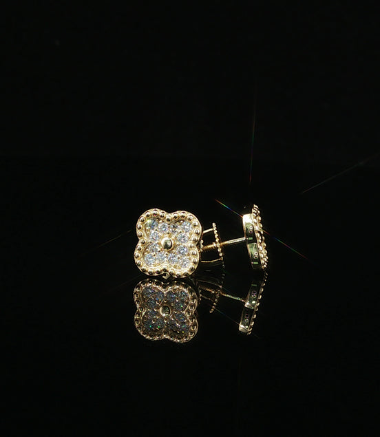 Luxurious Diamond Clover Stud Earrings | 0.3ct VVS | 10mm