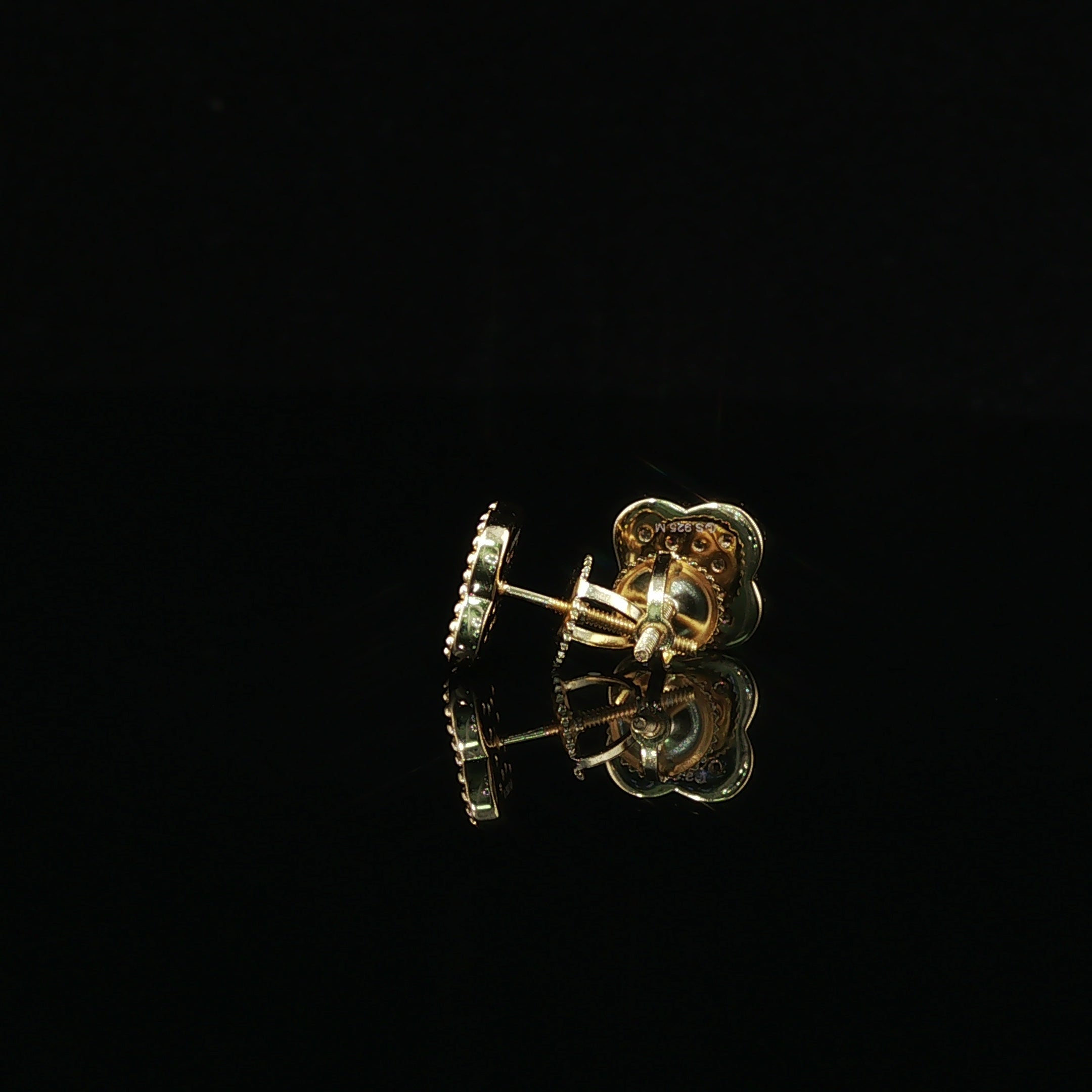 Luxurious Diamond Clover Stud Earrings | 0.3ct VVS | 10mm
