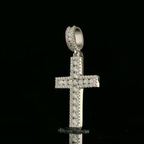 Iced Out Diamond Cross Pendant | 1.6ct | 29mm | VVS