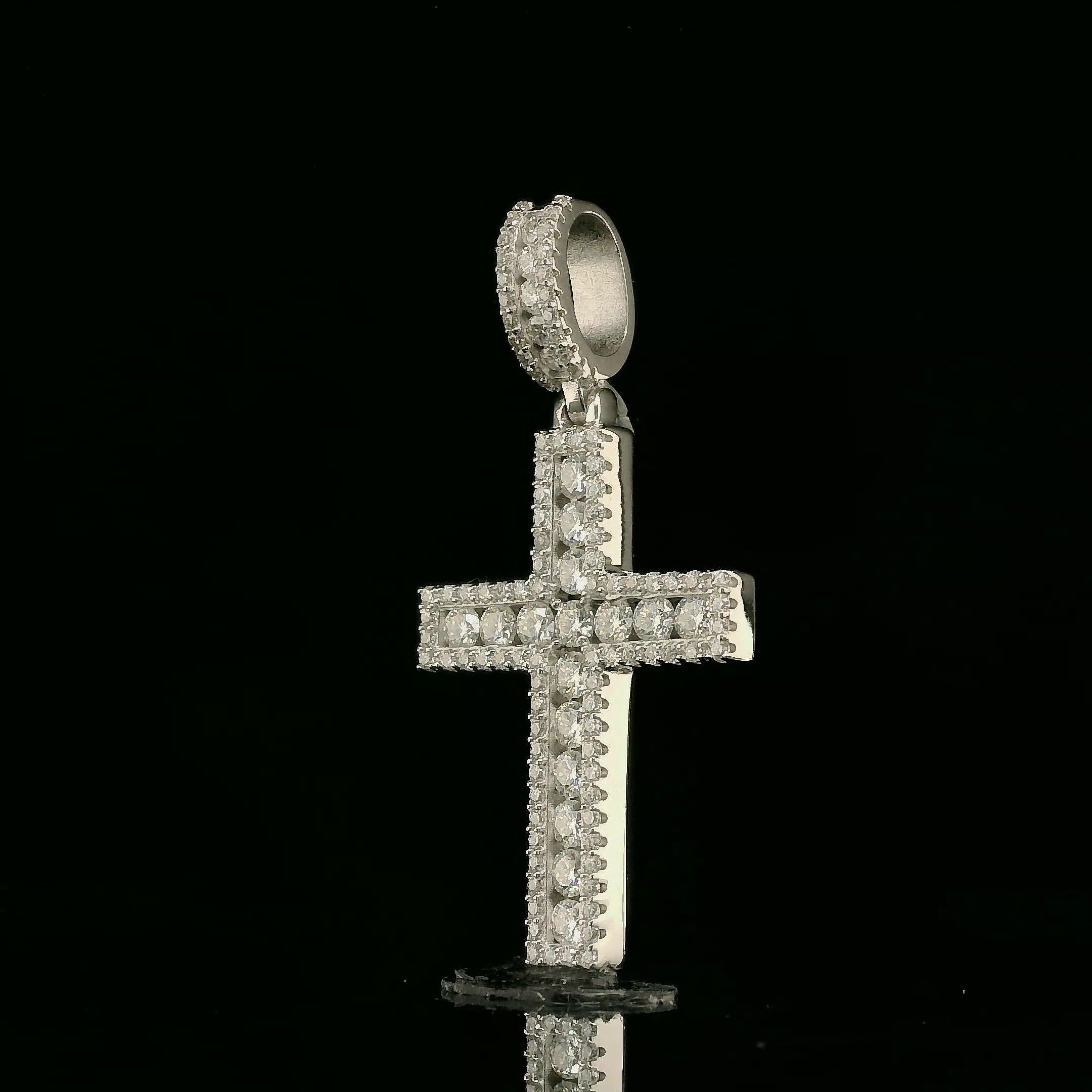 Iced Out Diamond Cross Pendant | 1.6ct | 29mm | VVS
