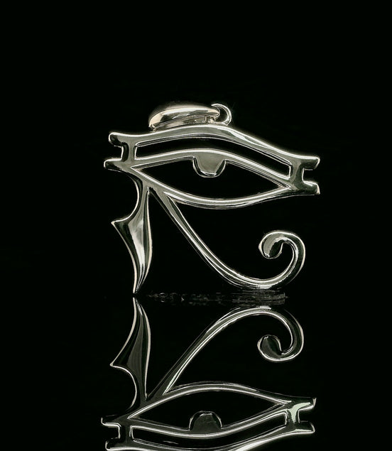 Eye of Horus Protection Pendant | 18mm | VVS