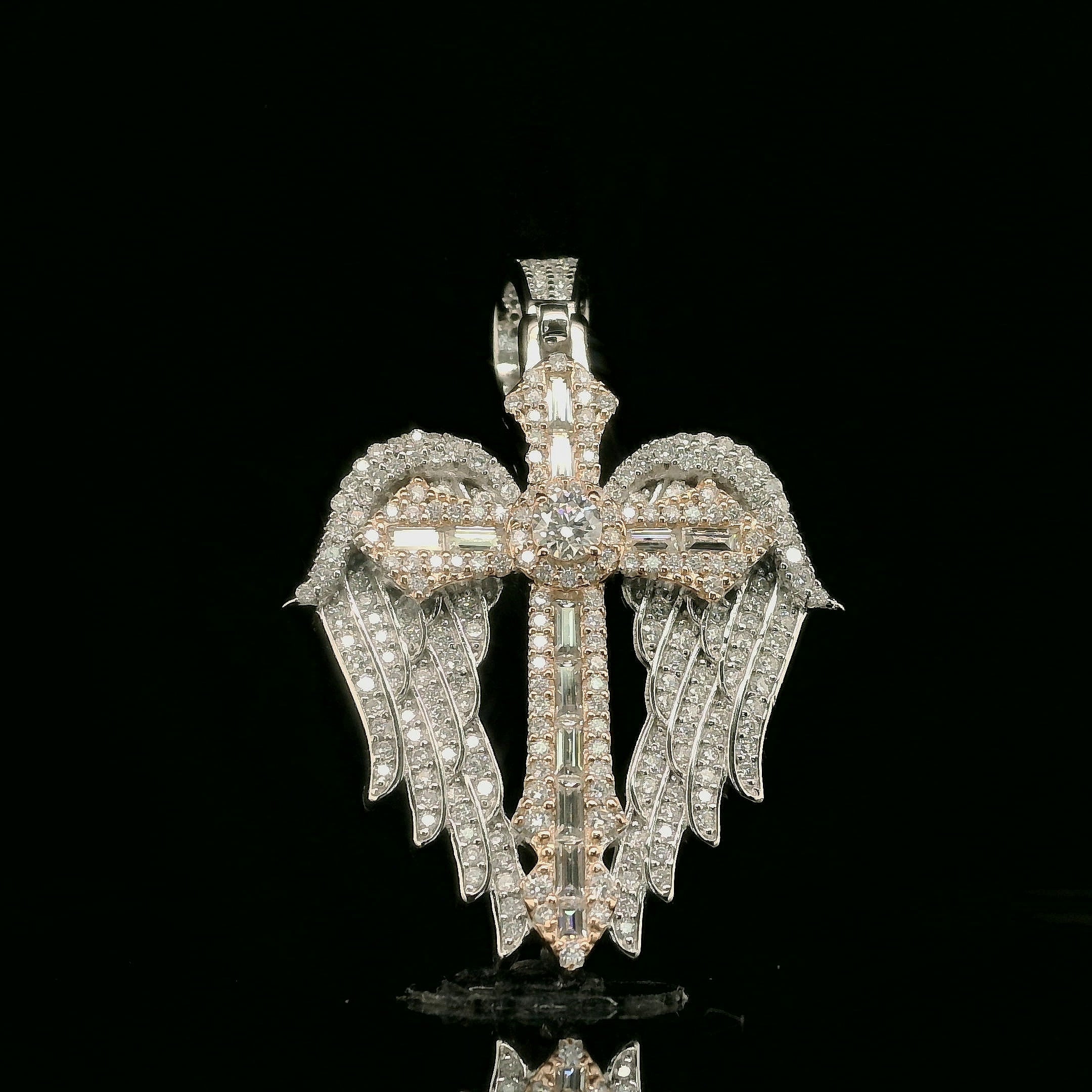 Iced Out Winged Cross Pendant | 32mm | VVS