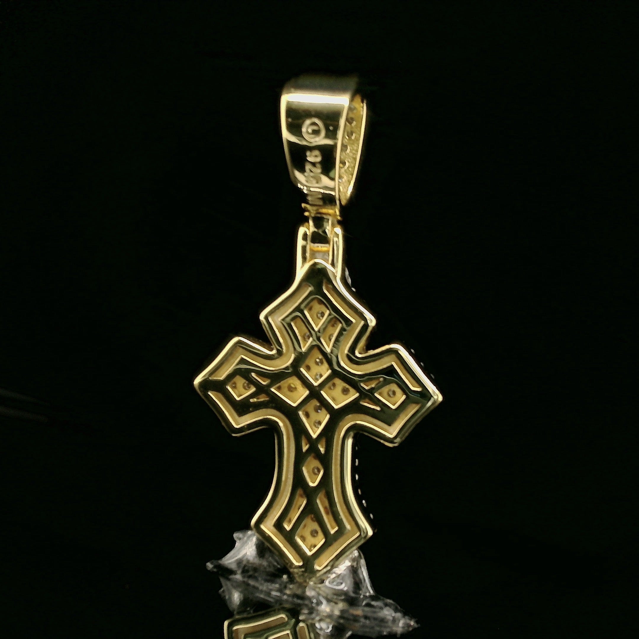 Iced Out Ornate Cross Pendant | 24mm | VVS