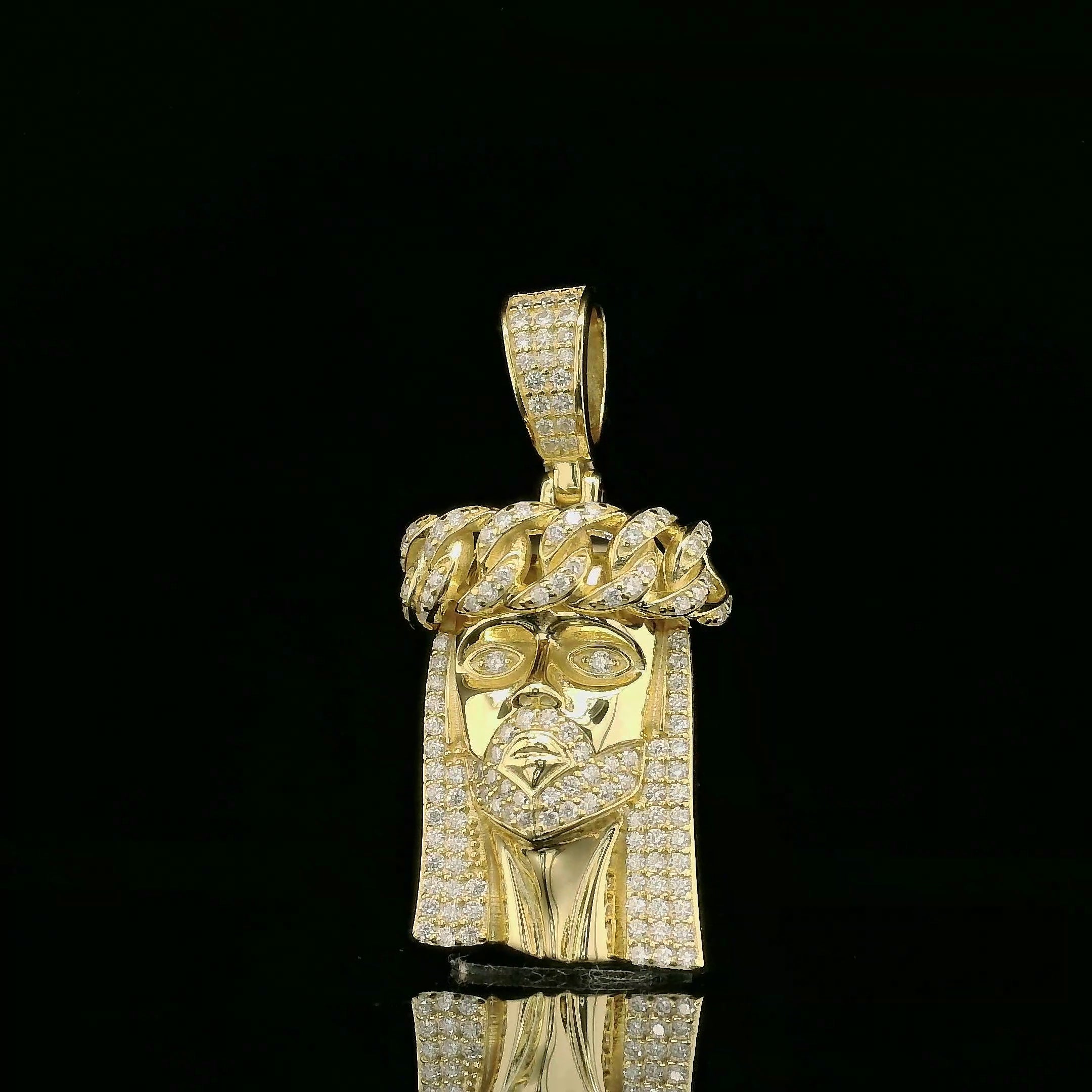 Iced Out Jesus Head Pendant | 0.94ct | 25mm | VVS