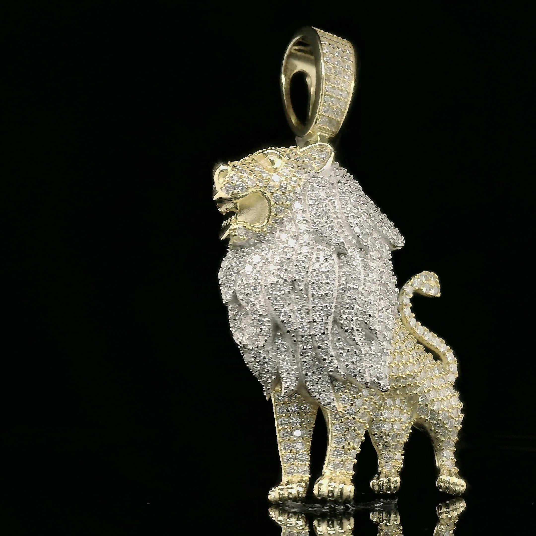 Iced Out Roaring Lion Pendant | 3.76ct VVS | 40mm