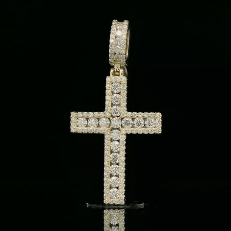 Iced Out Diamond Cross Pendant | 1.6ct | 29mm | VVS