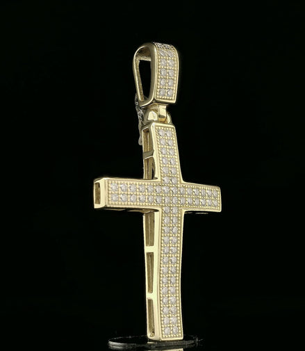 Iced Out Diamond Cross Pendant | 0.65ct | 30mm | VVS