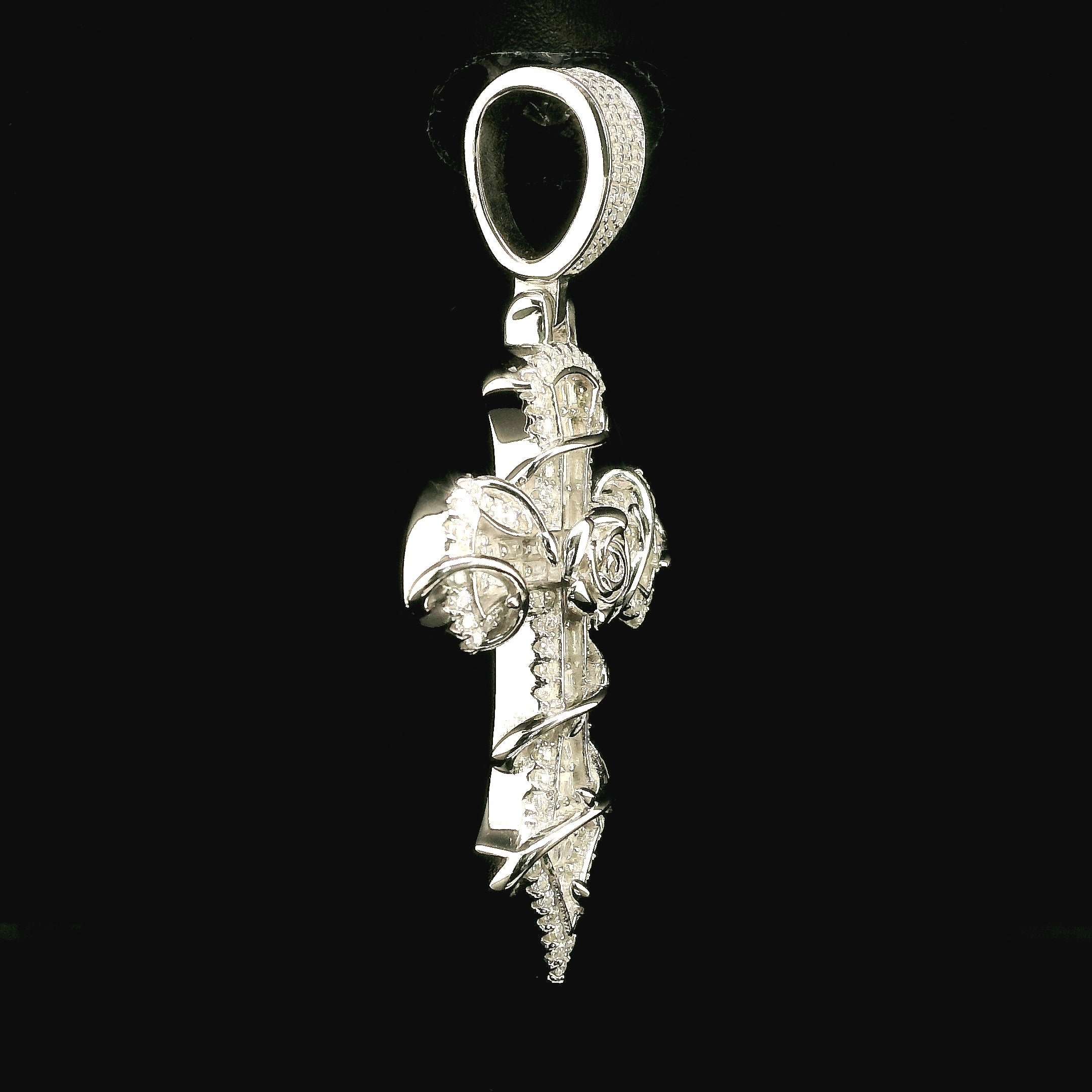 Iced Out Rose Wrapped Cross Pendant | 35mm | VVS