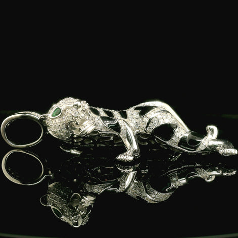 Men's Iced Out Jaguar Pendant with Emerald Eyes | 35mm | VVS