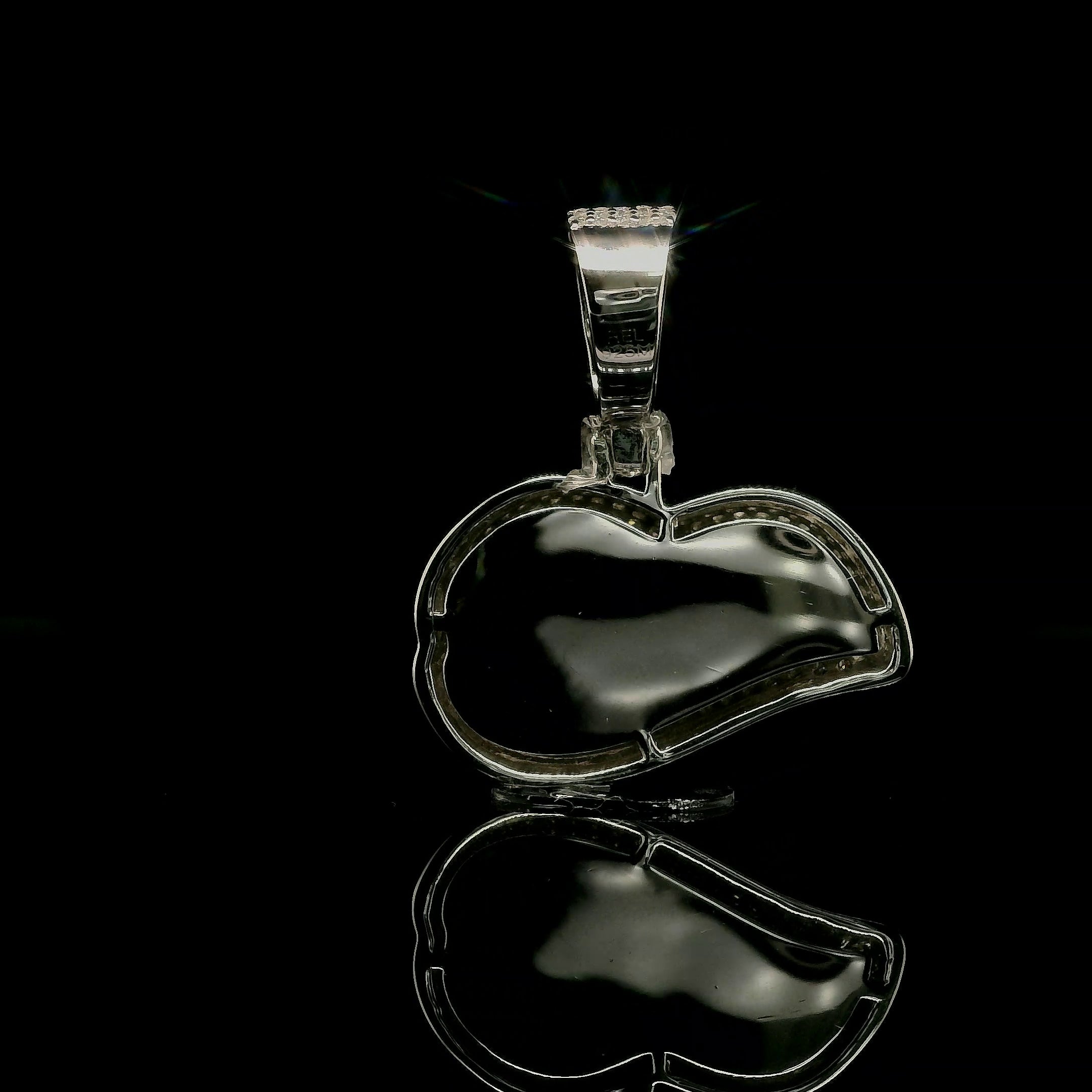 Men's Iced Out Moissanite Lips Pendant with Teeth | 2.16ct | 17mm | VVS