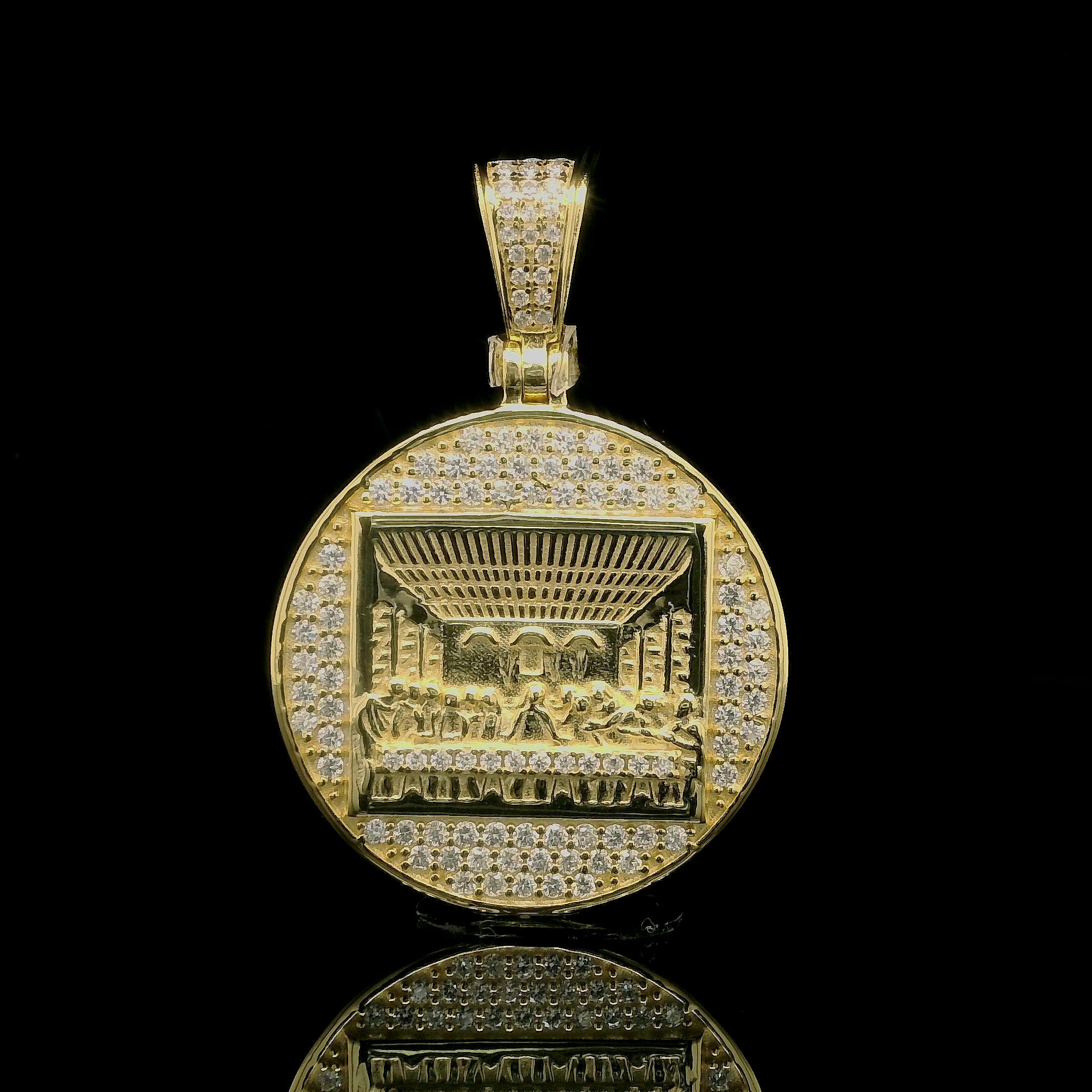 Men's Iced Out Last Supper Round Medallion | 25mm | VVS