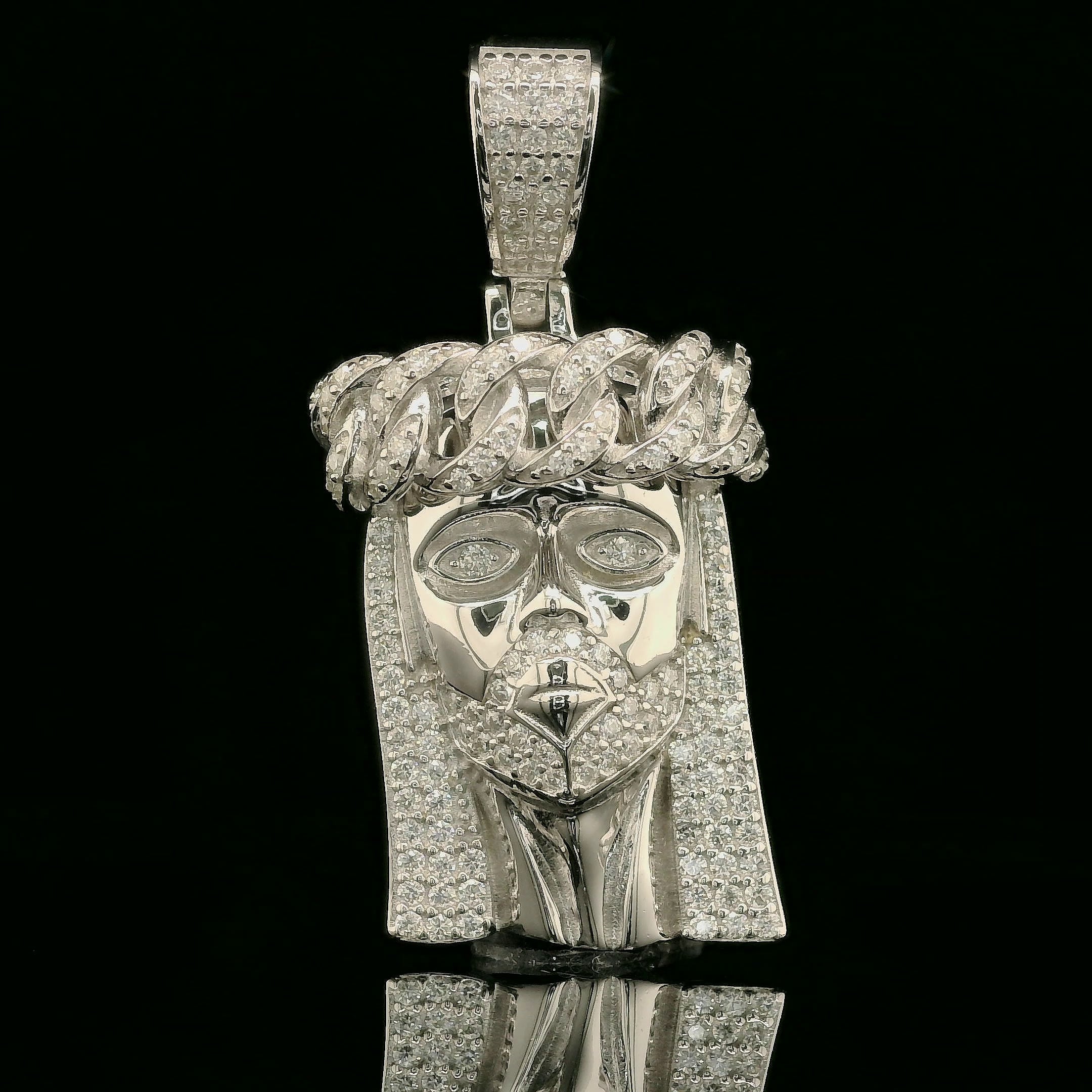 Iced Out Jesus Head Pendant | 0.94ct | 25mm | VVS