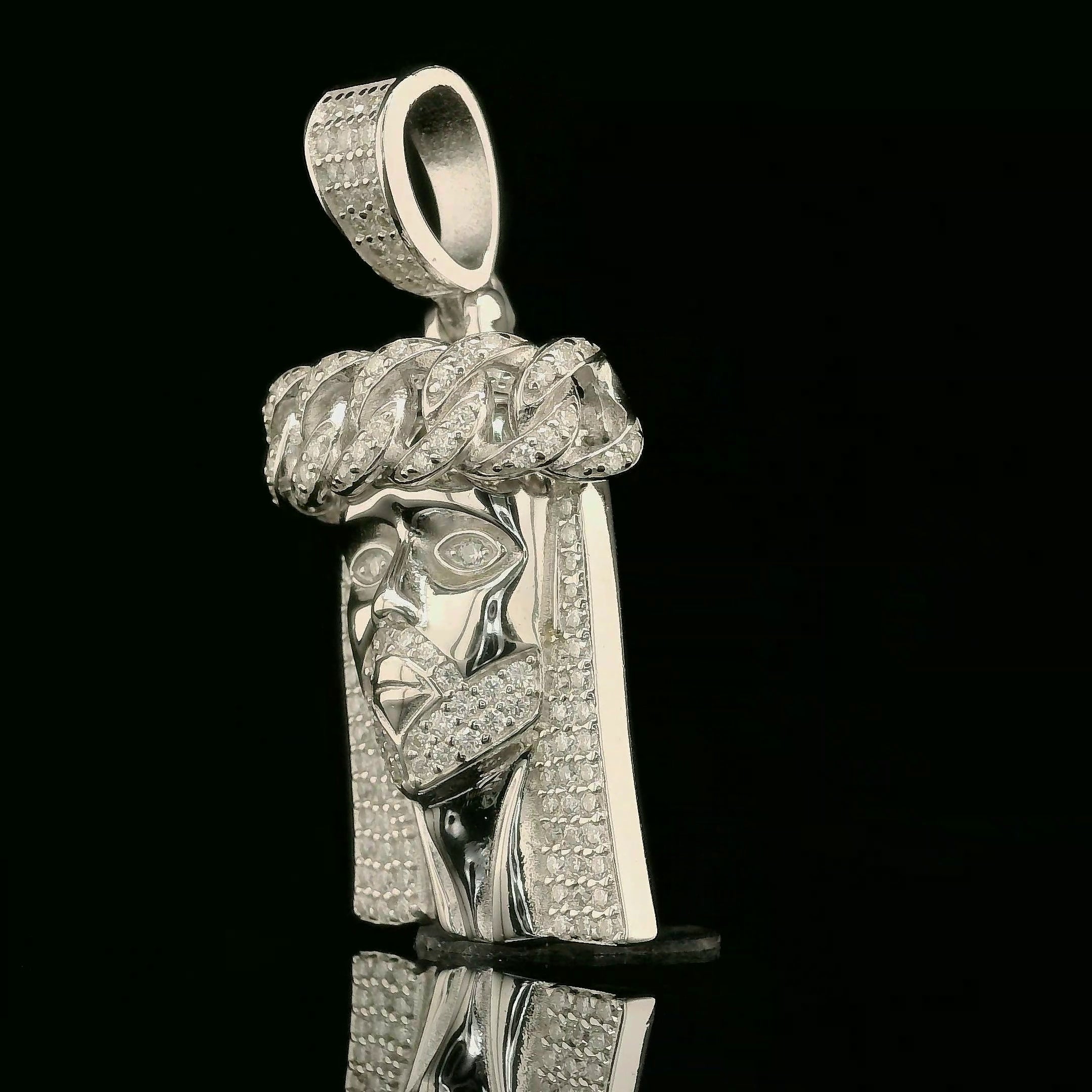 Iced Out Jesus Head Pendant | 0.94ct | 25mm | VVS