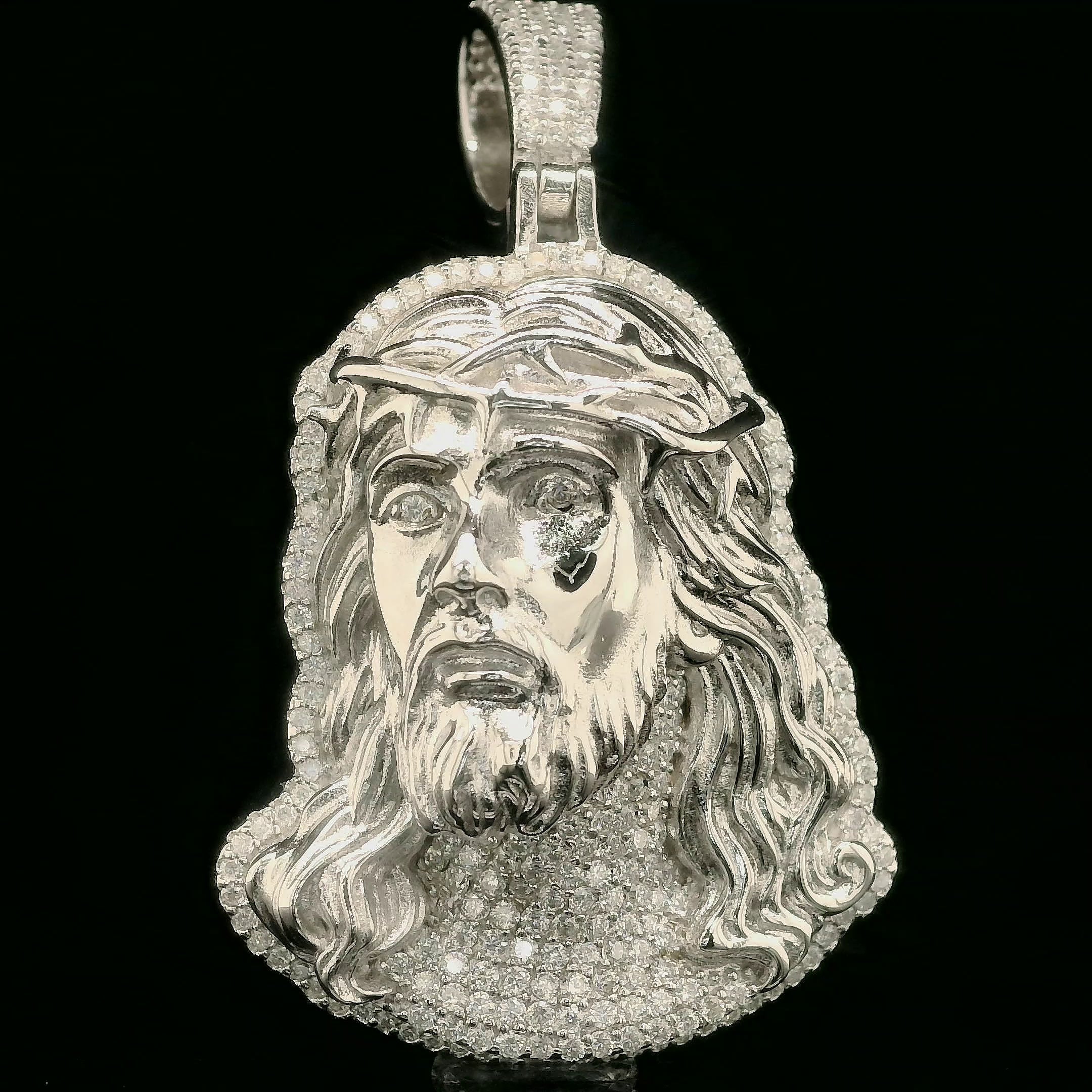 Iced Out Jesus Head Pendant | 36mm | VVS