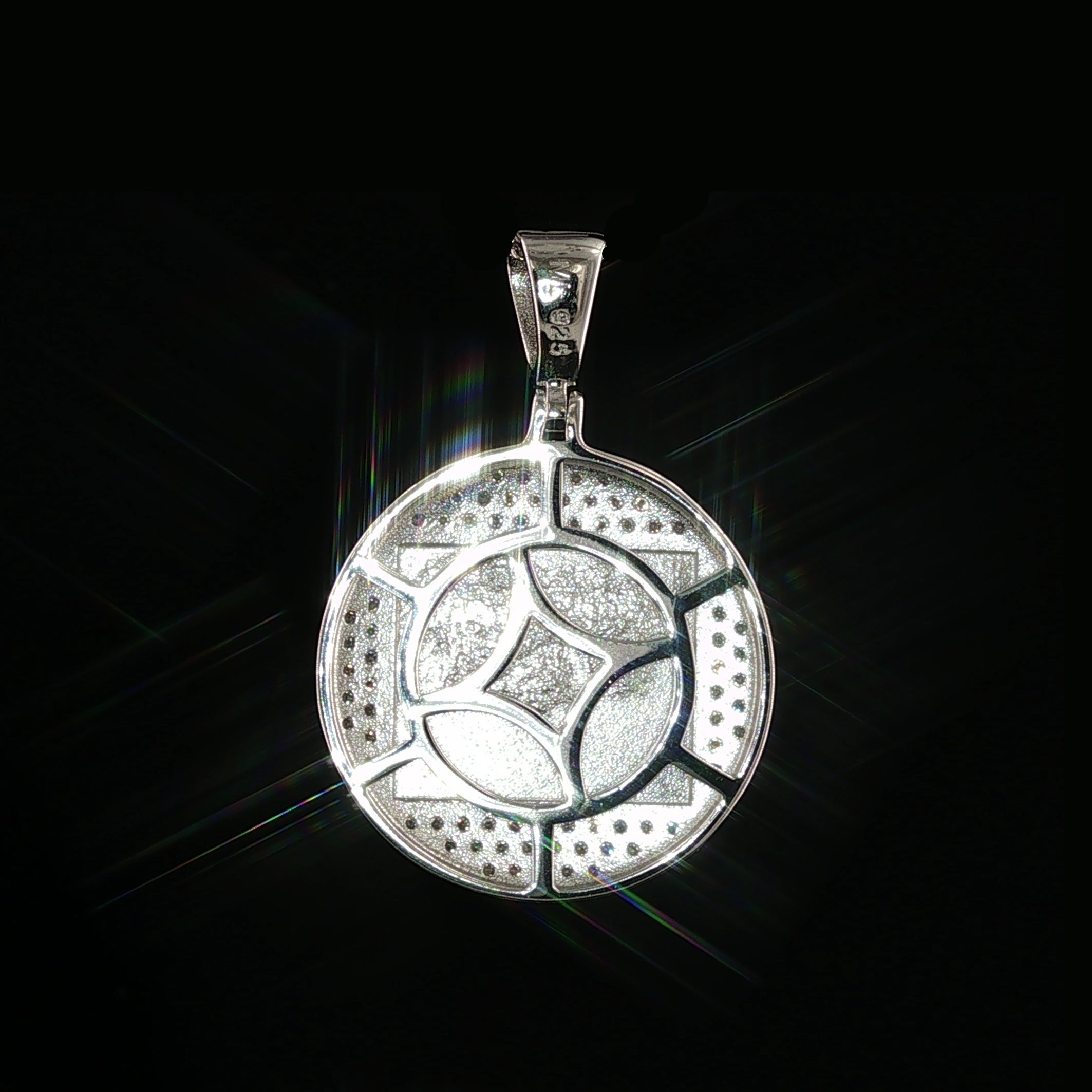 Men's Iced Out Last Supper Round Medallion | 25mm | VVS