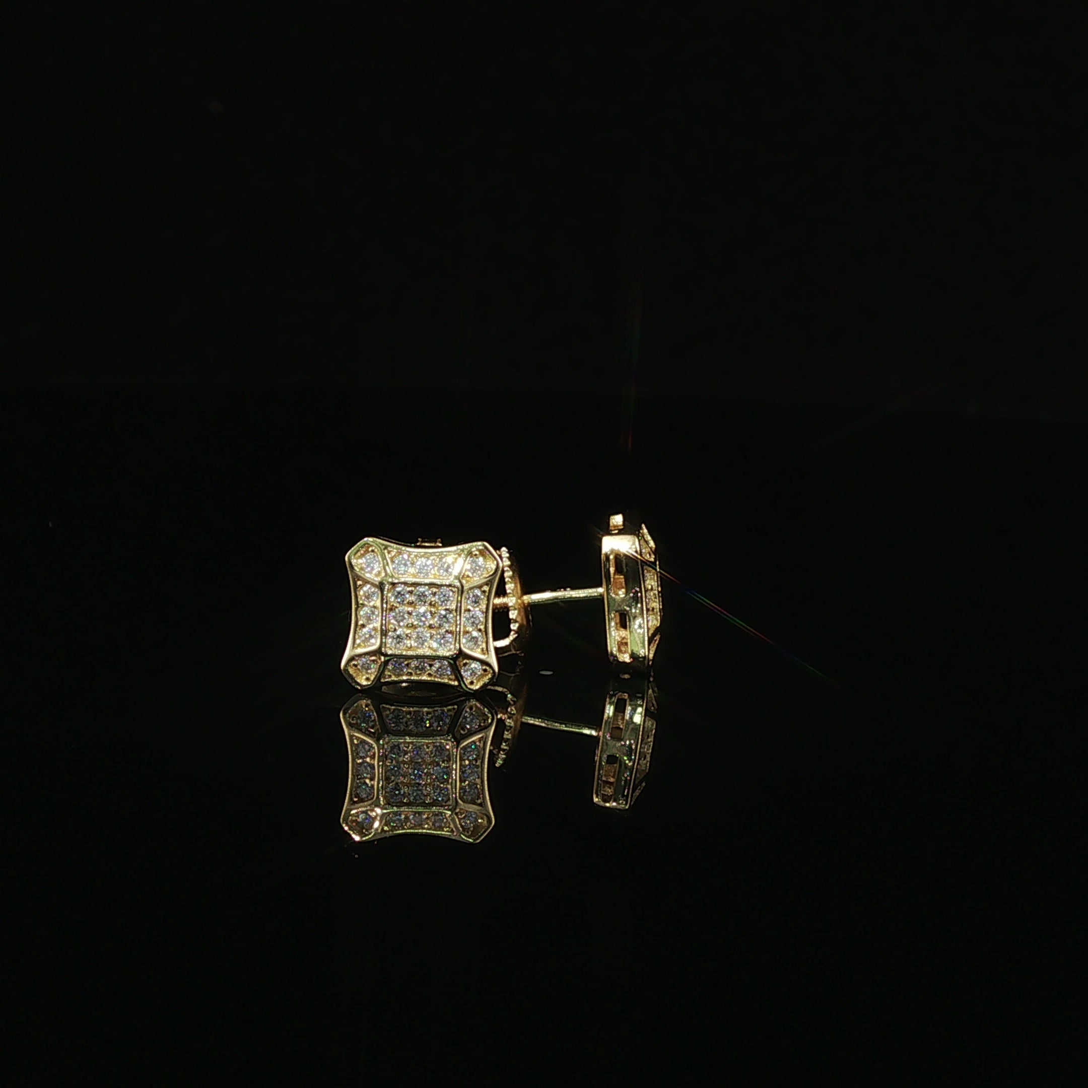 Dazzling Diamond Pave Square Stud Earrings | 8mm | VVS