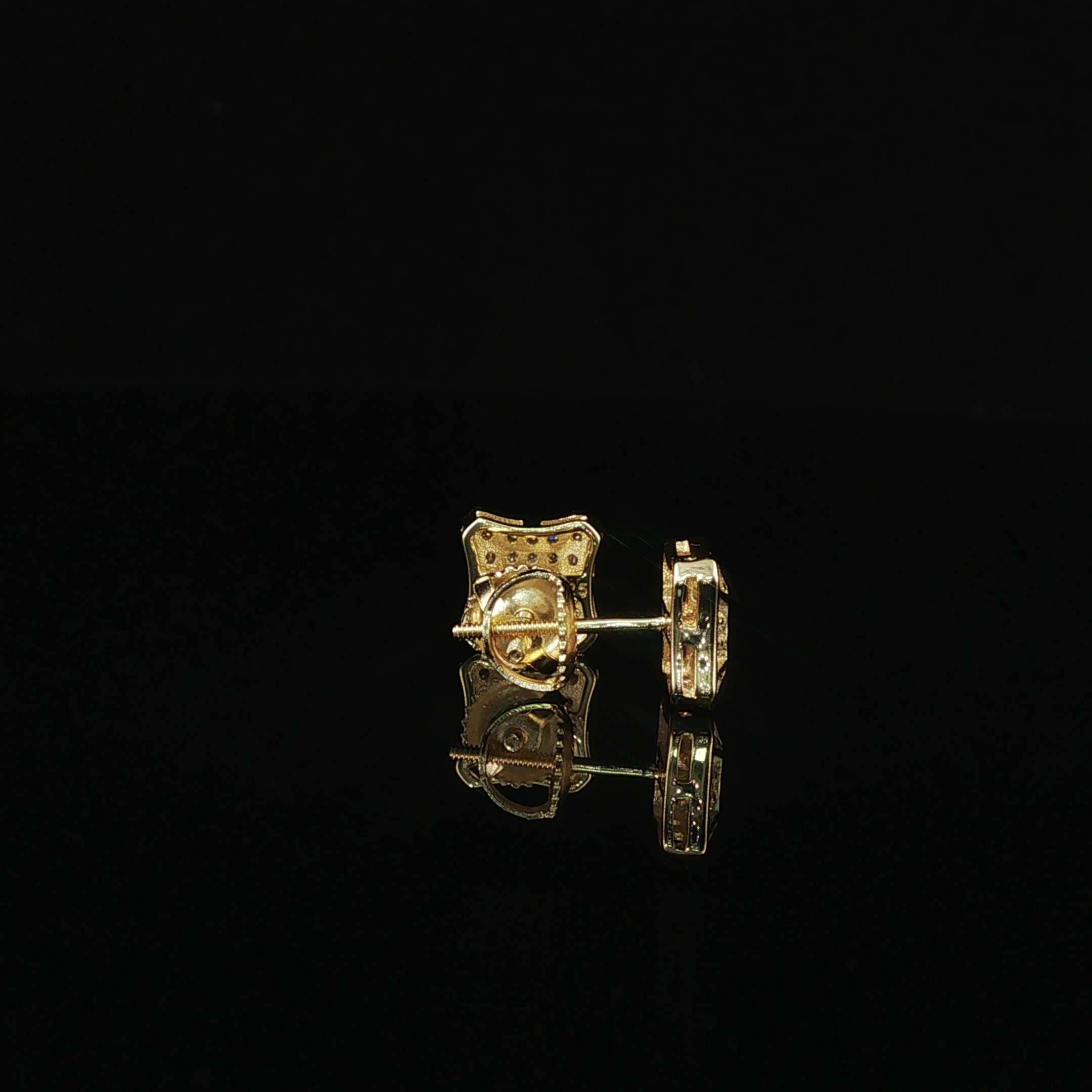 Dazzling Diamond Pave Square Stud Earrings | 8mm | VVS