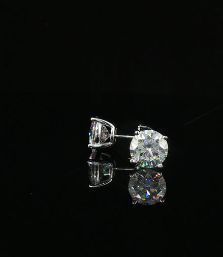 Brilliant Round Diamond Stud Earrings | 4ct VVS | 8mm